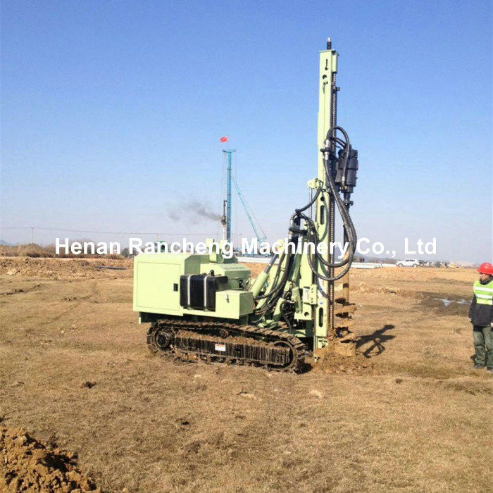 84kW تجهیزات راننده توده خورشیدی 20 - 100m عمق حفاری 90 - 300mm Bore Dia