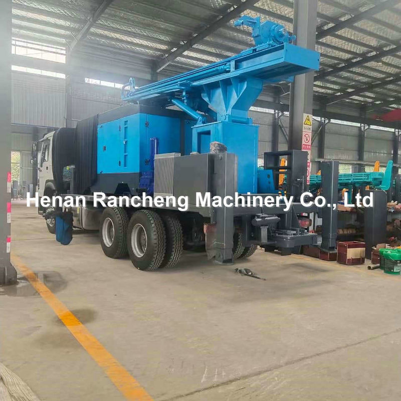 هیدرولیک سه چرخ سوار آب چاه حفاری رگ حفاری عمق 400m با کامینز 170 HP موتور حمل و نقل
