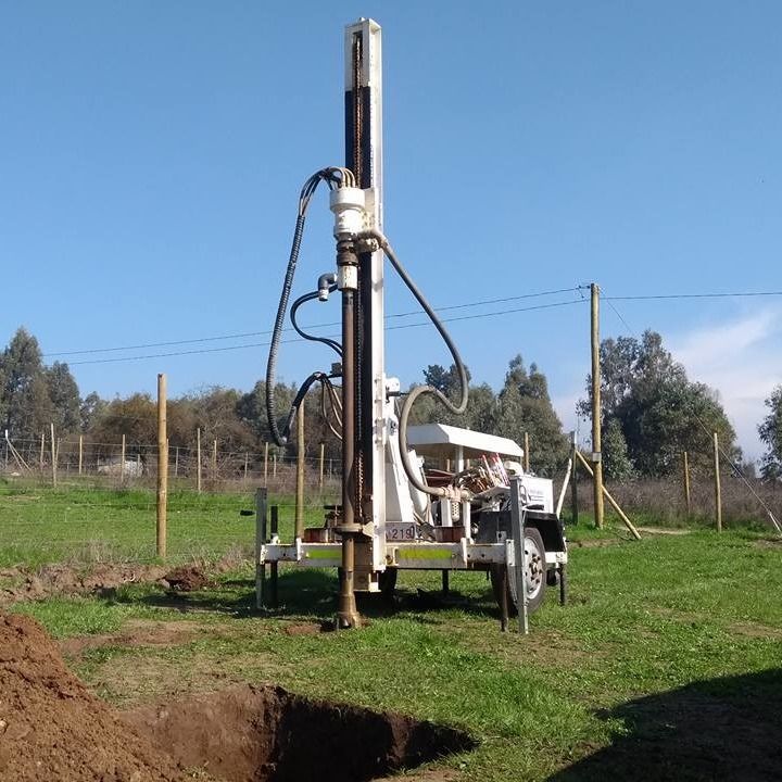 RC120W ماشین حفاری چاه آب کوچک مناسب برای چکش پایین سوراخ و حفاری چرخش
