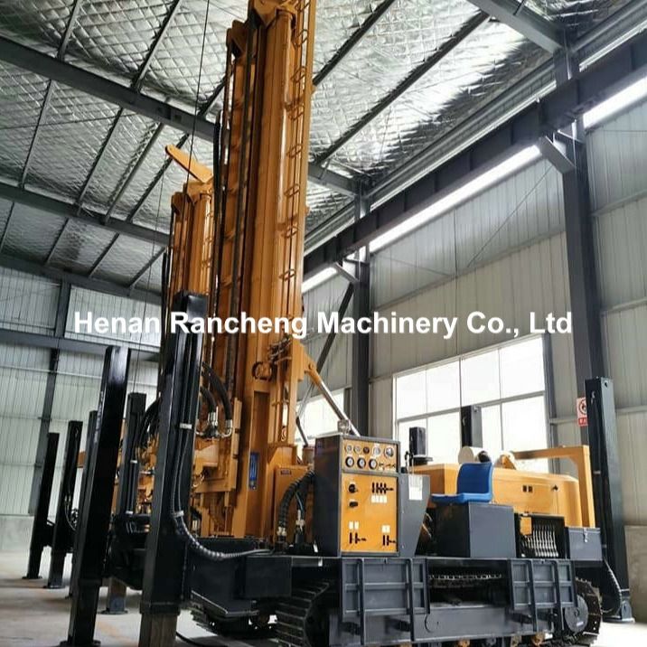 30° توانایی صعود 800m آب عمیق چاه حفاری ریگ با نیروی بلند 30T
