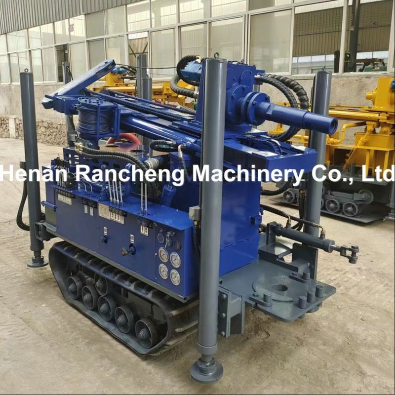 150m عمق هیدرولیک آب چاه حفاری ماشین 90-300mm قطر با 12T نیروی بلند