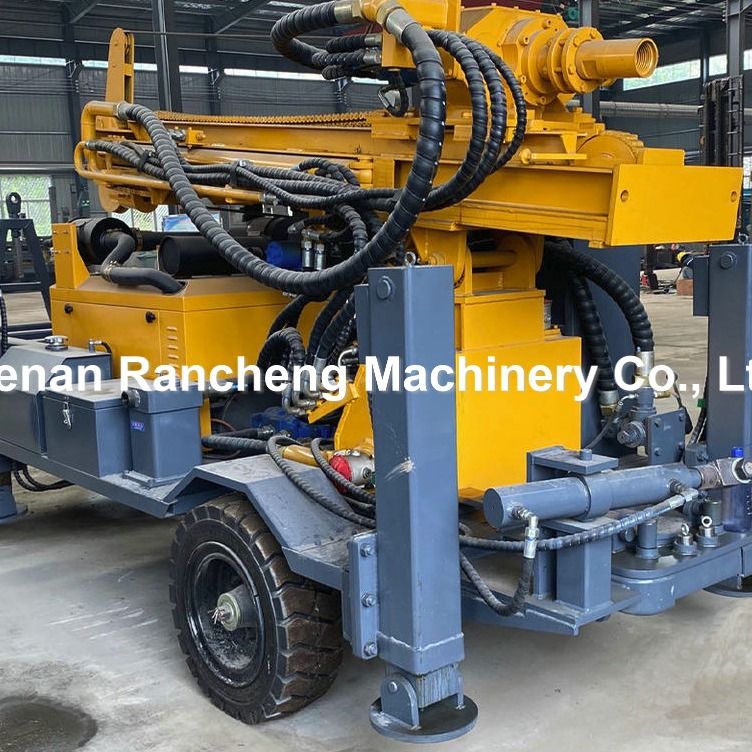 220m 65KW موتور Quanchai چرخ نصب شده آب چاه حفاری ریگ با 13T نیروی بلند