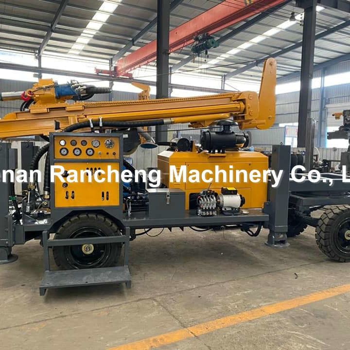 220m 65KW موتور Quanchai چرخ نصب شده آب چاه حفاری ریگ با 13T نیروی بلند