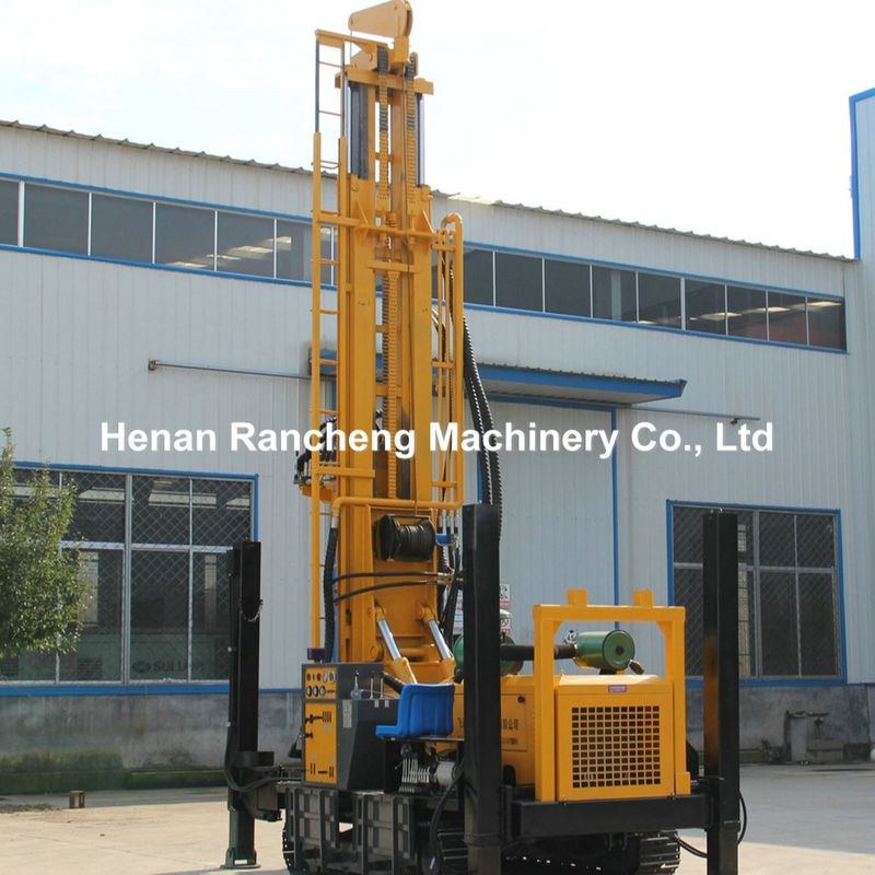 RCF700C ماشین حفاری چند عملکردی 700 متر خزنده نصب شده دستگاه حفاری چاه آب