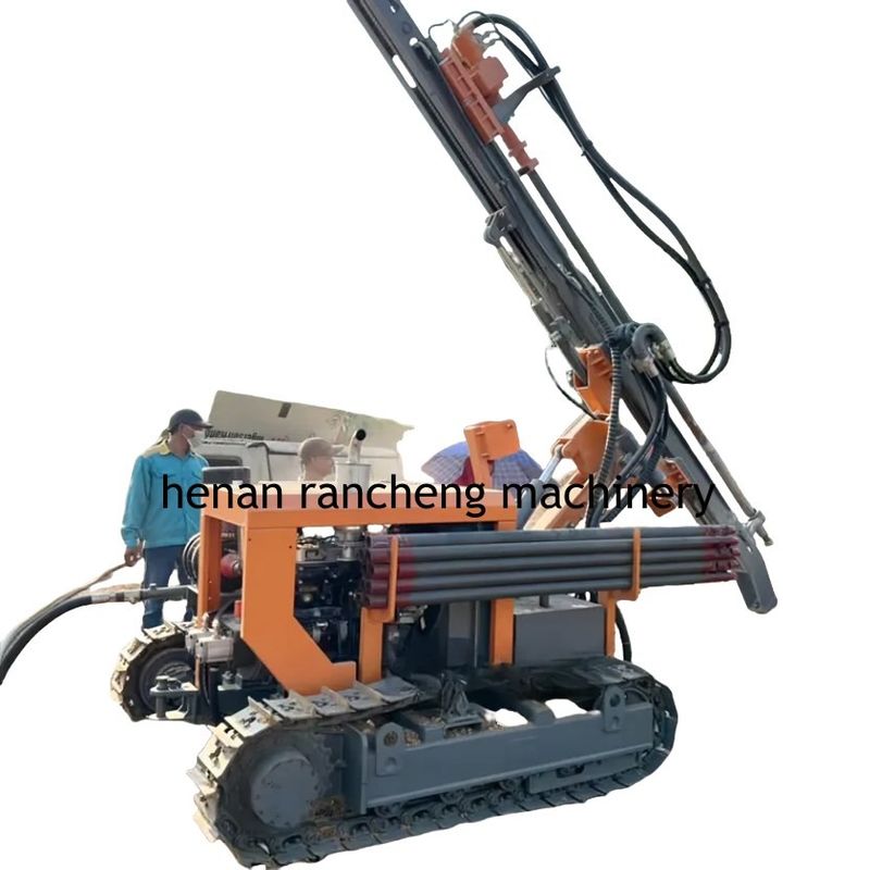20 متری هیدرولیک یکپارچه DTH حفاری ریگ RCZ412B-1 مدل 58KW موتور Yuchai با جمع آوری گرد و غبار