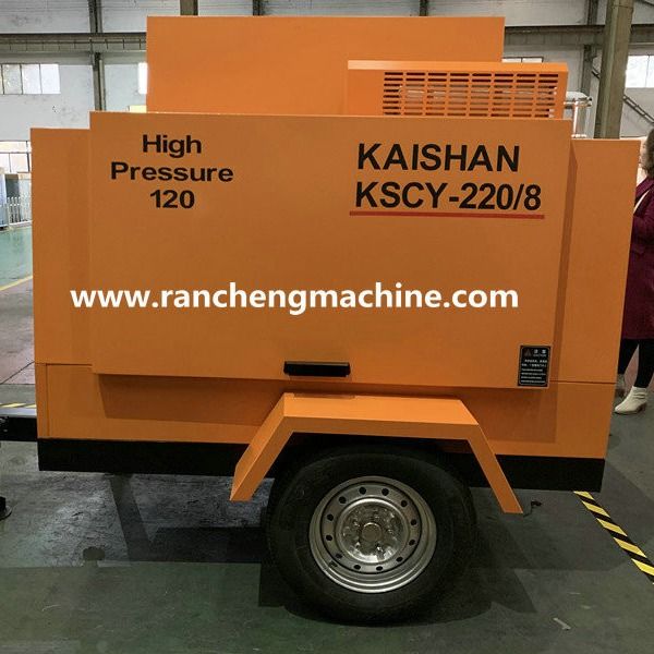 1400 کیلوگرم کمپرسور هواپیمایی با پیچ دیزل قابل حمل 55KW برای فشار کار 8 بار