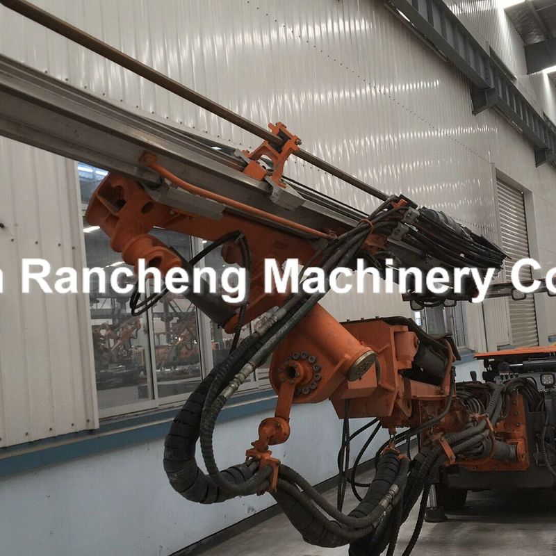 RCZ-22J تمام هیدرولیک تونل سازی جامبو حفاری ریگ 3880mm عمق حفاری با 93KW / 125HP قدرت موتور دیزل