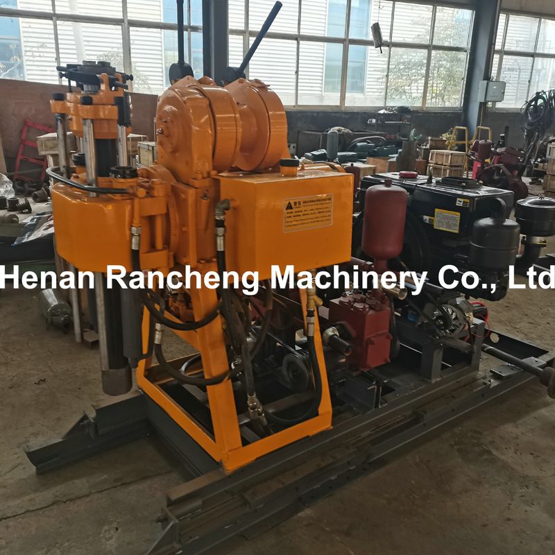200 متر عمق هیدرولیک کوچک سوراخ حفاری رگ Mutil ماشین حفاری کاربردی با 20HP موتور دیزل