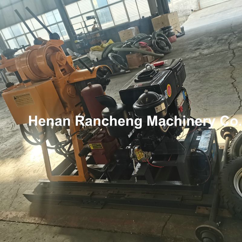 200 متر عمق هیدرولیک کوچک سوراخ حفاری رگ Mutil ماشین حفاری کاربردی با 20HP موتور دیزل