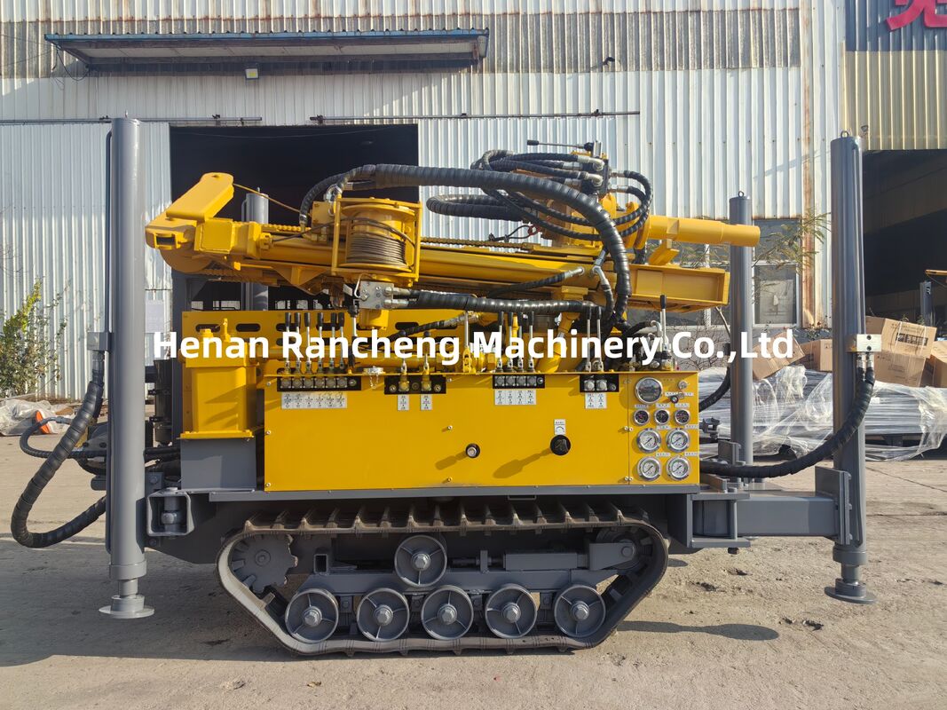 ماشین حفاری چاه آب عمق 180 متر 77.3KW موتور خزنده آب چاه حفاری