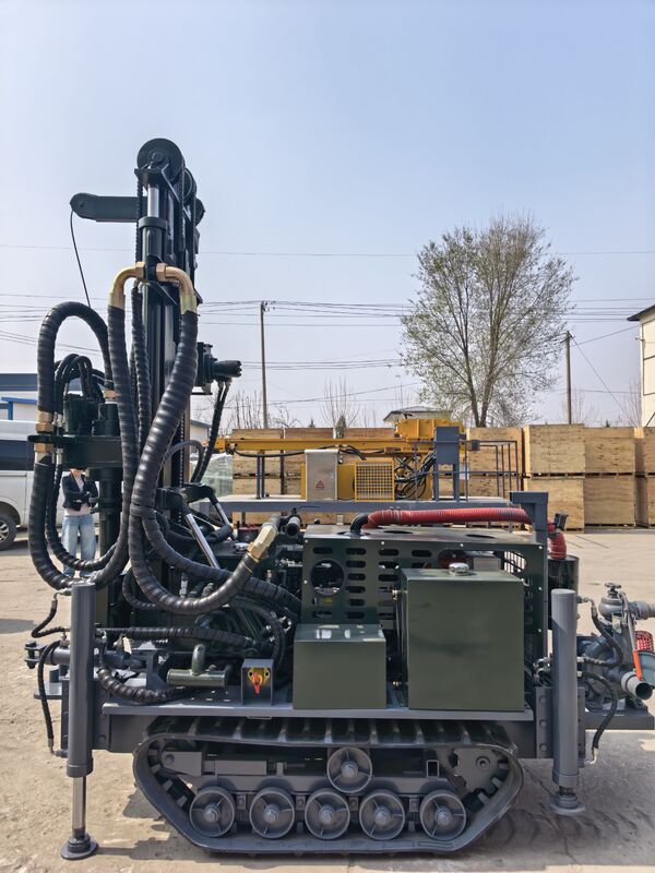 RCF150S Crawler Mounted Rotary Water Well Drilling Rig with 150 Meter Drilling Depth and 42KW Diesel Engine