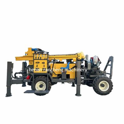 ماشین حفاری سوراخ های فراگیر با کارایی بالا با چهار چرخ در حال نصب در عمق 220 متر موتور 65KW قدرتمند